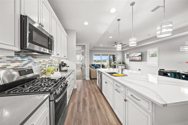 Building Photo - 997 Crosswind Ave