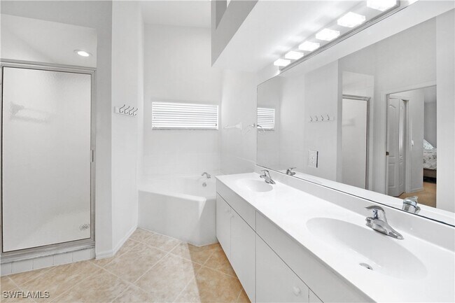 Building Photo - 2760 Cypress Trace Cir