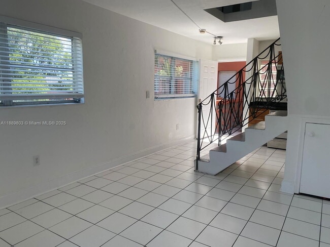 Building Photo - 421 NE 68th St