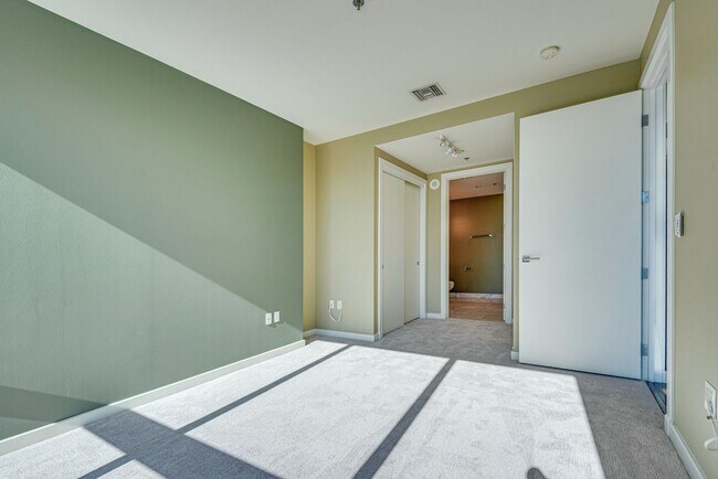 Building Photo - The Martin 1607-City/Strip Views from this Stunning 2Bd/2Ba Residence