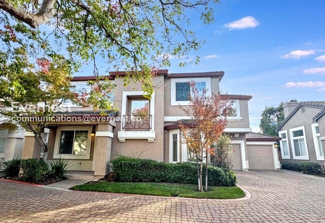 Primary Photo - 2155 Fernbrook Common