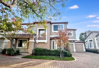 Building Photo - 2155 Fernbrook Common