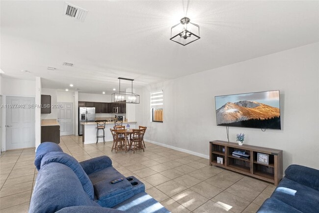 Building Photo - 2380 NE 1st St