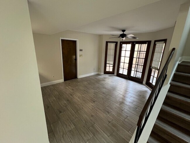 Building Photo - Condo