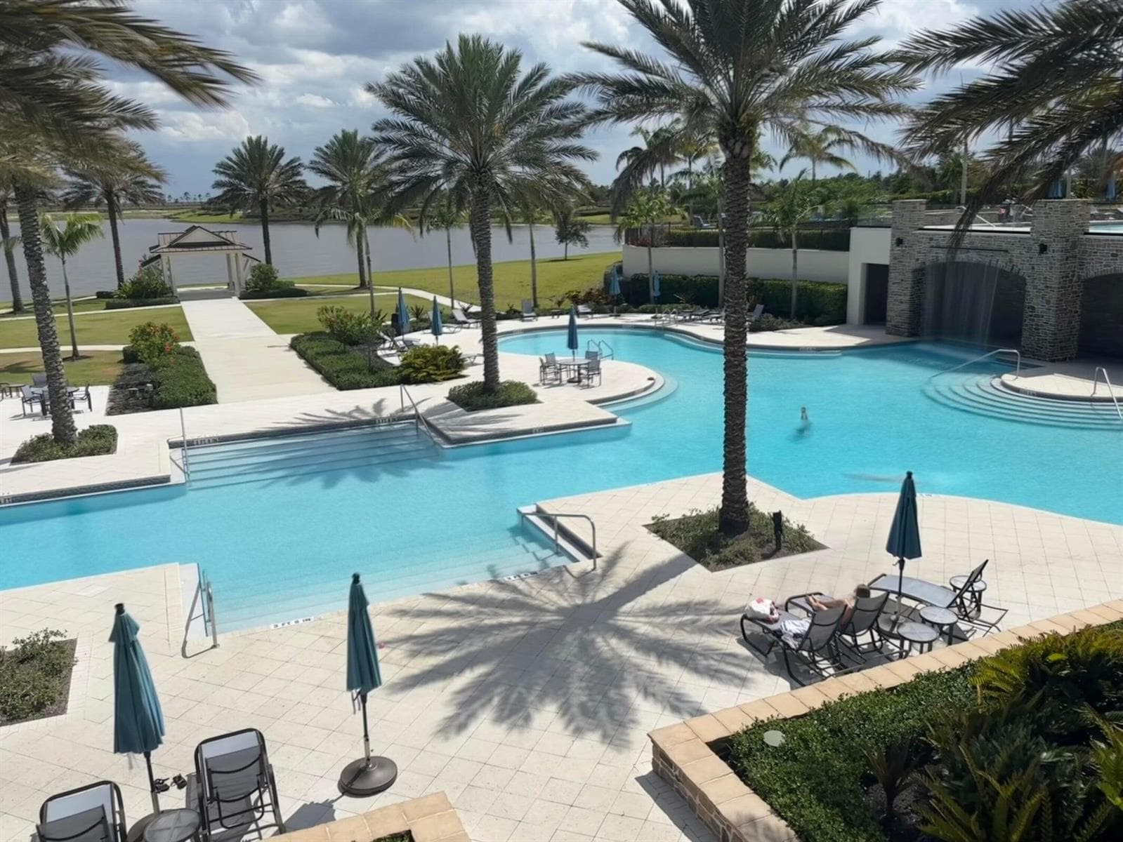 Building Photo - 1346 Harvester Xing