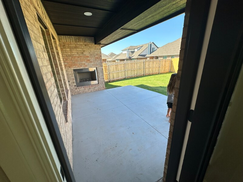 Building Photo - 1621 NE 33rd St