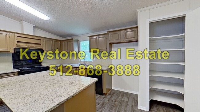 Building Photo - Lovely 4-bedroom, 2-bath home offering 2,048 sq ft on 1.21 scenic acres in Georgetown!