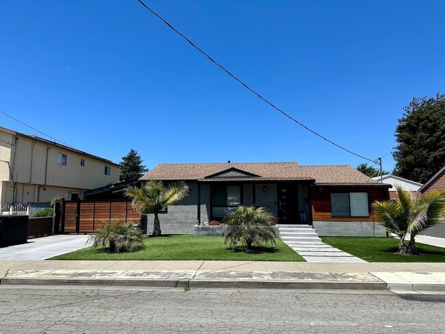 Building Photo - 2485 W Ave 133rd