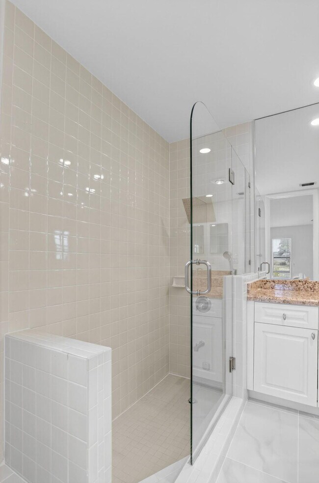 Building Photo - 9151 Pine Springs Dr