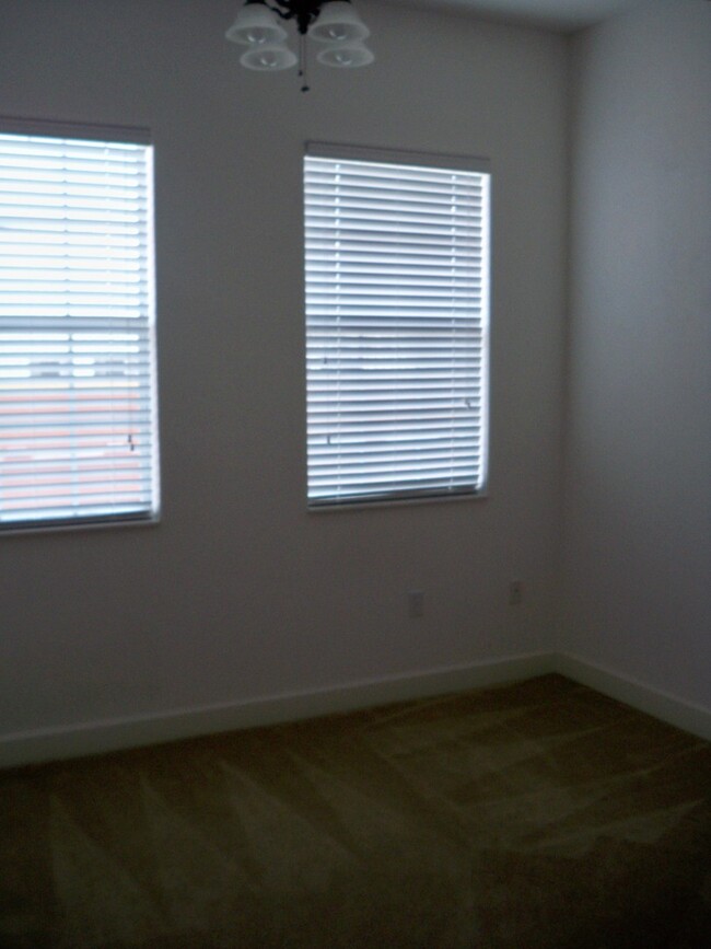 Building Photo - Jackson Square - 2 Bedroom, 2.5 Bathroom C...