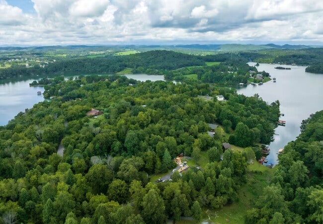 Building Photo - 3 Bedroom/2 Bath Home on Boone Lake - Piney Flats, TN