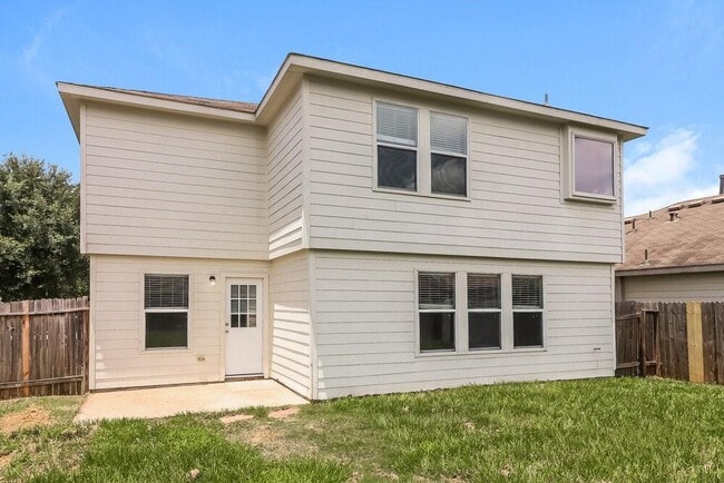 Building Photo - 20318 Clydesdale Ridge Dr