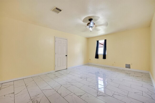 Building Photo - 1379 Wrotham Ln