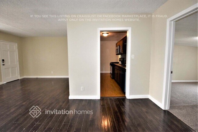 Building Photo - 14507 S Aprilia Ave