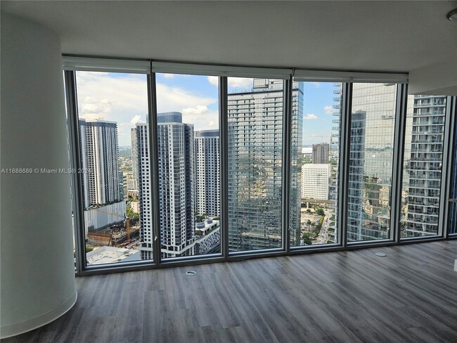 Building Photo - 888 Biscayne Blvd