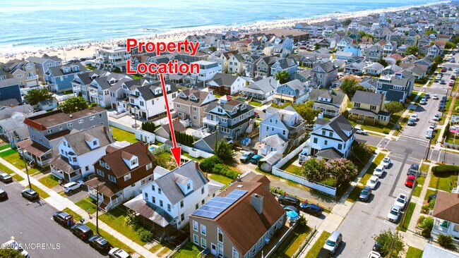 Building Photo - 113 12th Ave