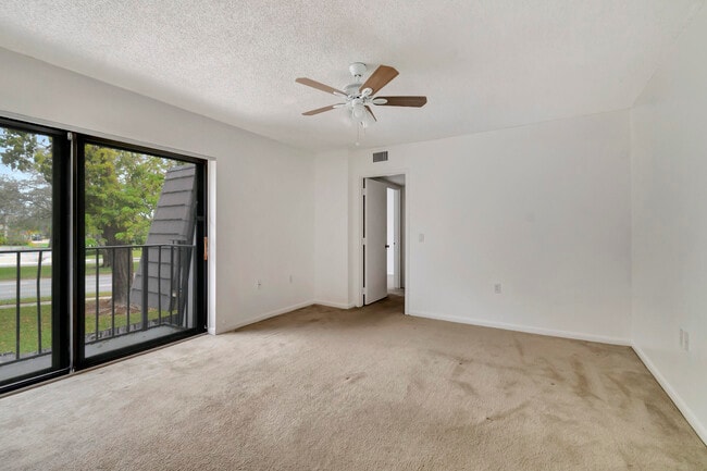 Building Photo - 311 3rd Way