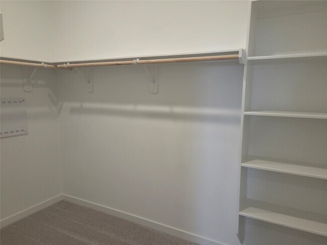 Building Photo - 6511 Silver Emperor Ln