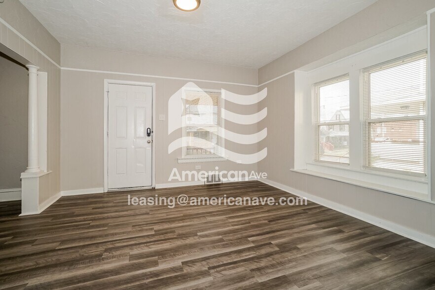 Building Photo - 3807 Woburn Ave
