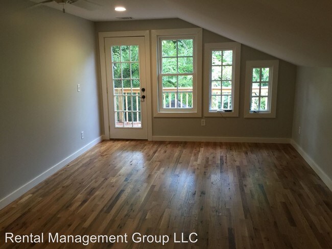 Building Photo - 5 br, 4 bath House - 633 Shades Crest Road