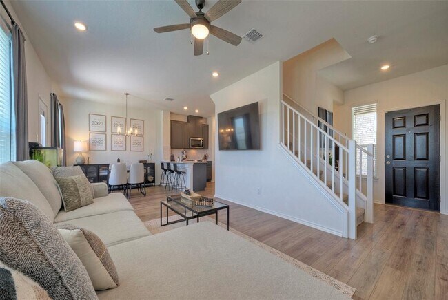 Building Photo - 13216 Nancy Reagan St