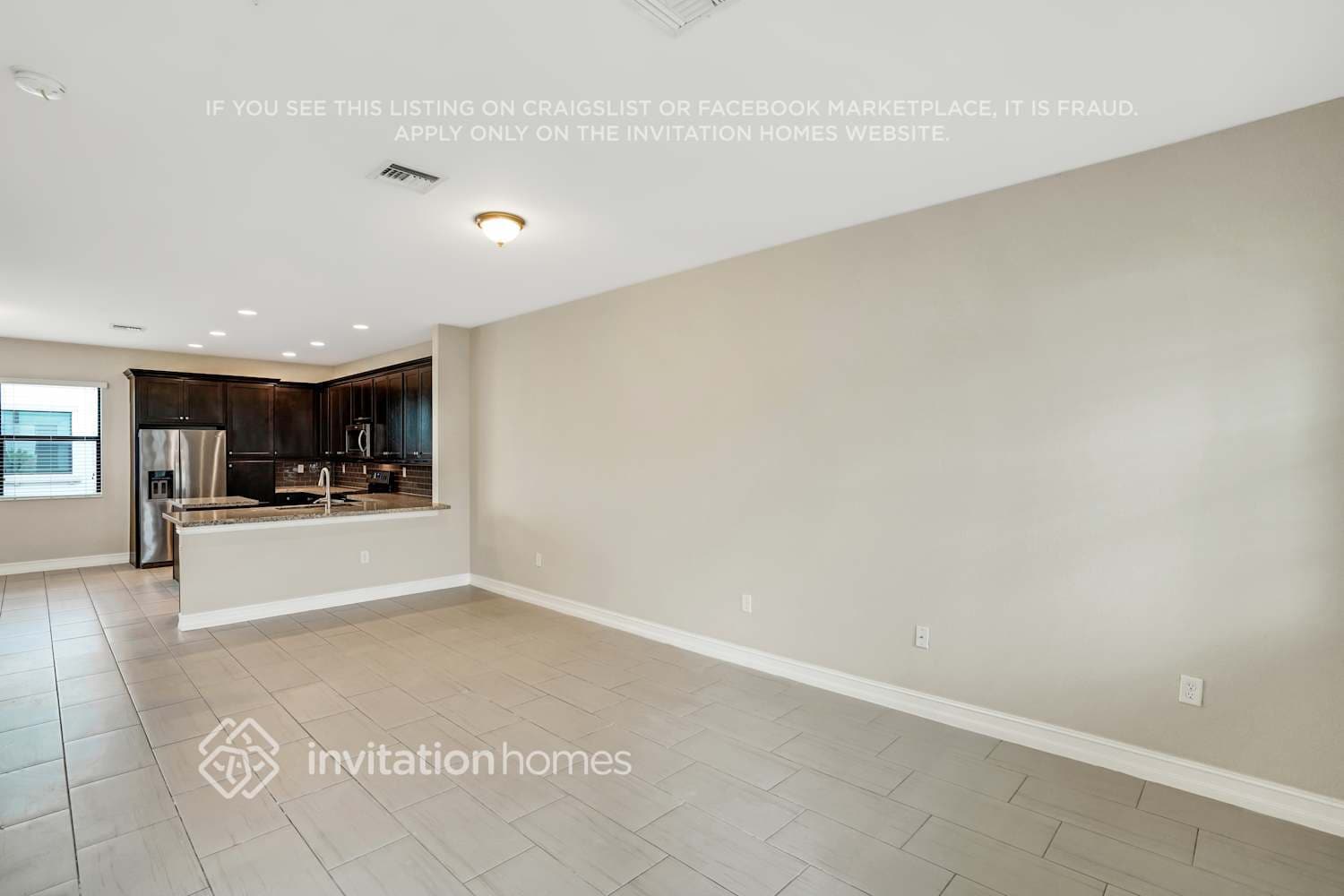 Building Photo - 11705 SW 13th Ct