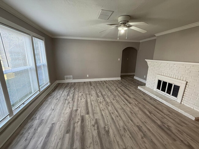 Building Photo - 2910 Mexico Gravel Rd