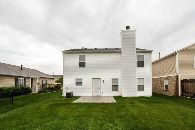 Building Photo - 1889 Evergold Cir