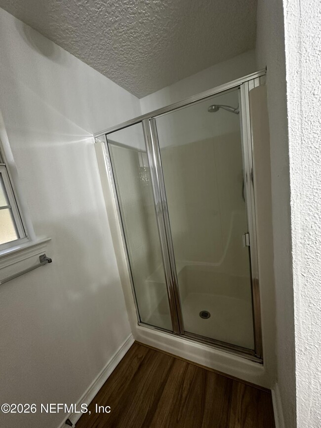 Building Photo - 1305 Hawks Crest Dr