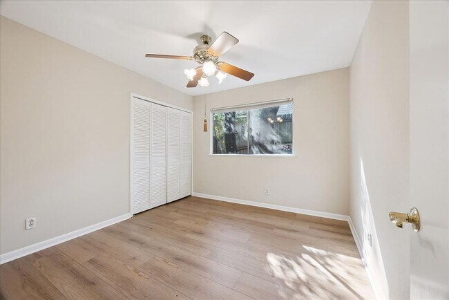 Building Photo - 4106 Greystone Dr