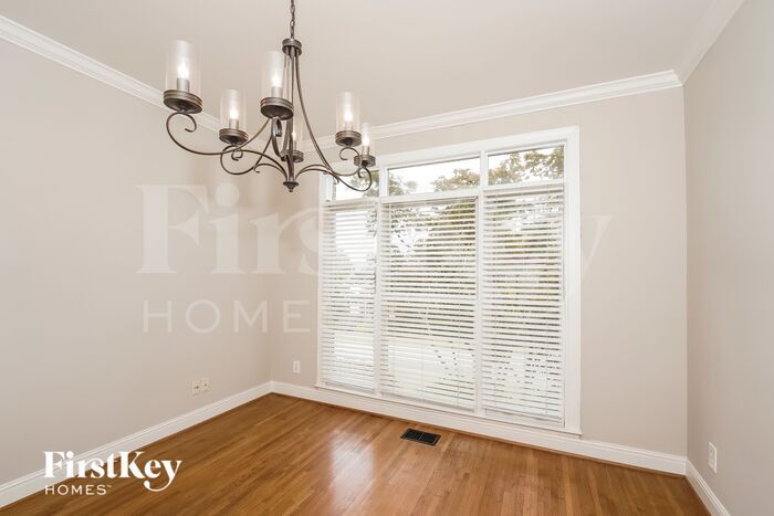 Building Photo - 445 Conroy Cir