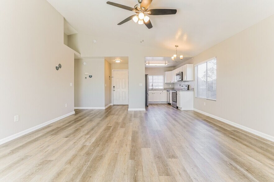 Building Photo - 741 S Monte Vista St