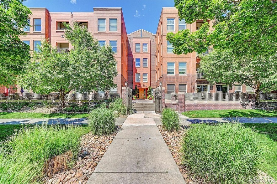 Building Photo - 1631 N Emerson St