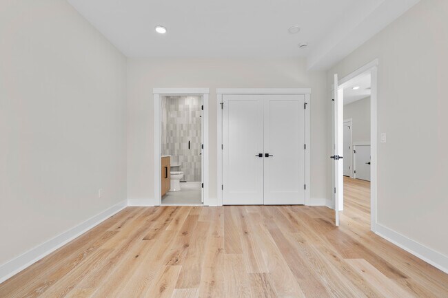 Building Photo - 9 June Dr