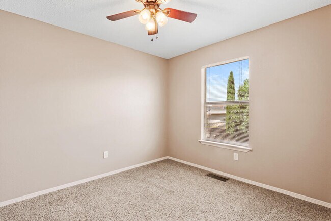 Building Photo - 5905 Redstone Mesa Ct