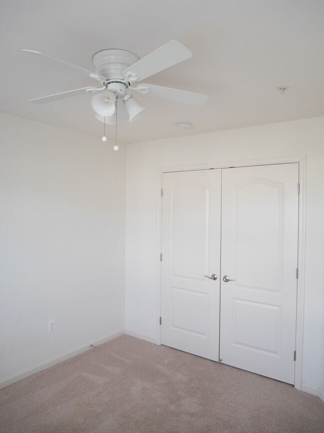 Building Photo - Large End-Unit Townhome- Owings Mills, MD