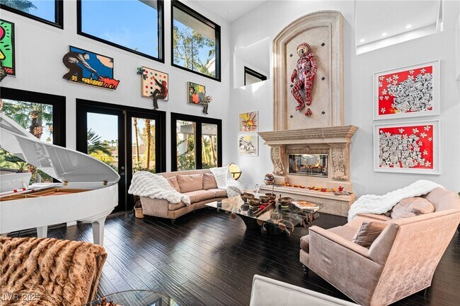 Building Photo - 2057 Troon Dr