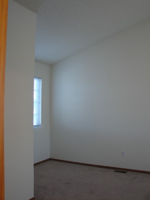 Building Photo - 4954 Ardley Dr