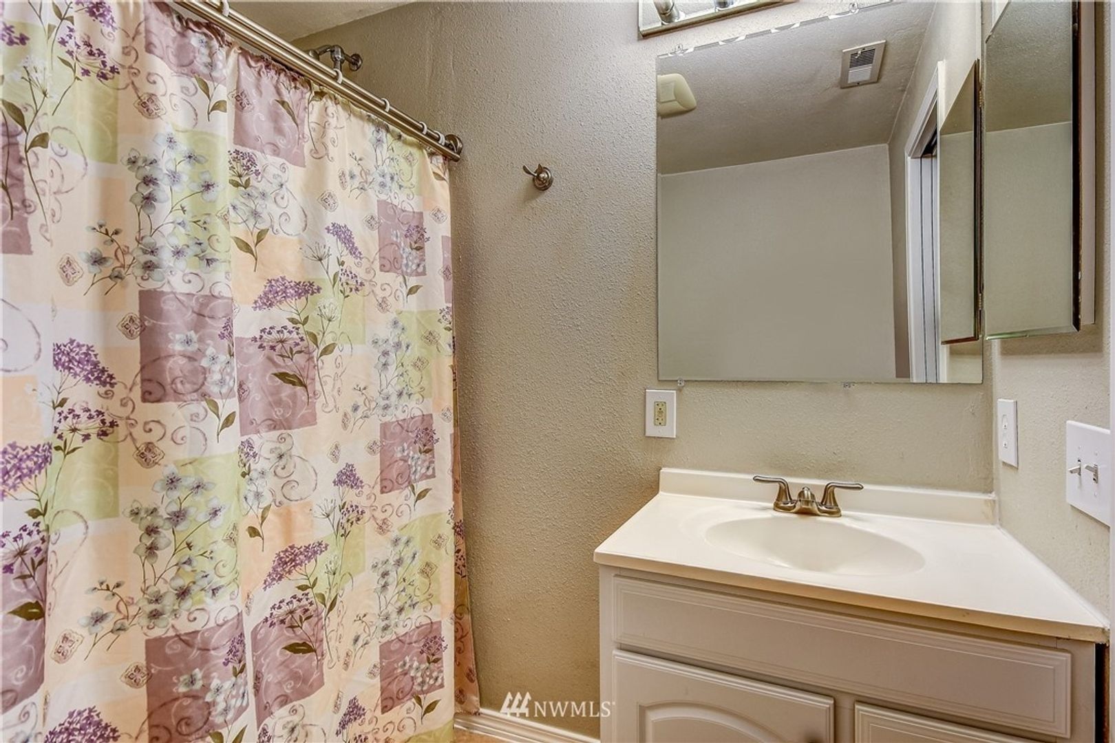 Building Photo - 19670 SE 259th St