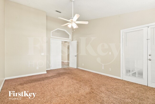 Building Photo - 1521 Dess Dr