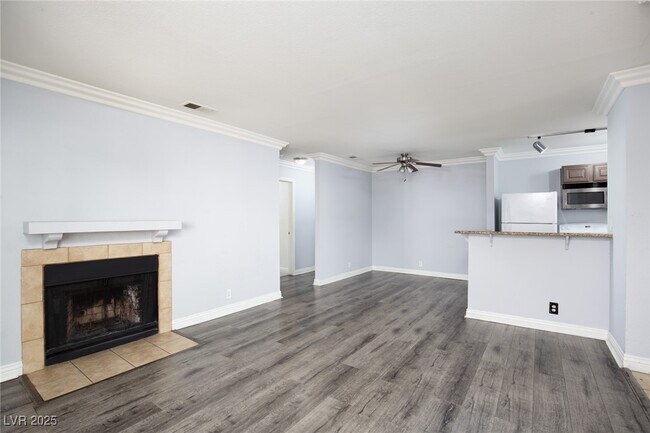 Building Photo - 4050 Pacific Harbors Dr