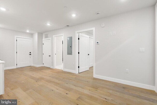 Building Photo - 1208 M St NW