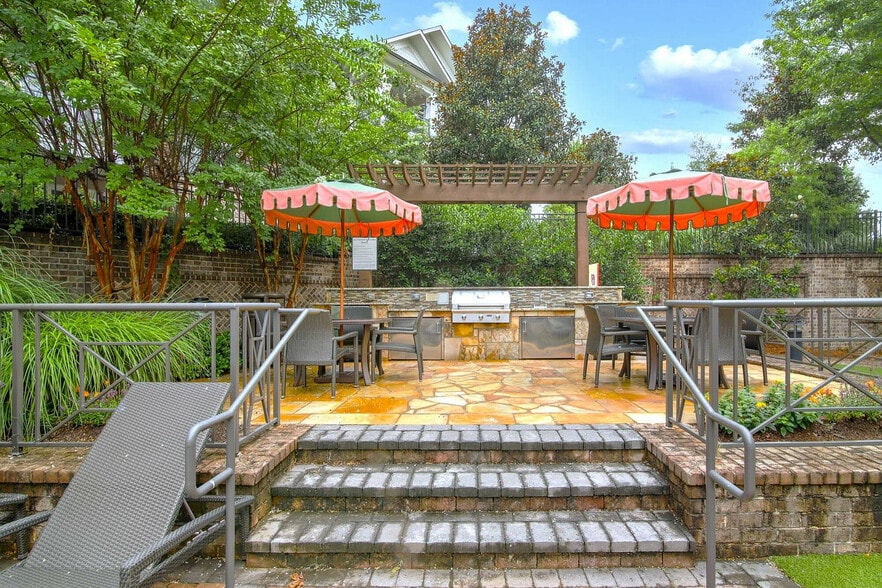 Echo Ridge grilling station_ - Echo Ridge at Suwanee