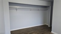 Building Photo - 716 N 11th St