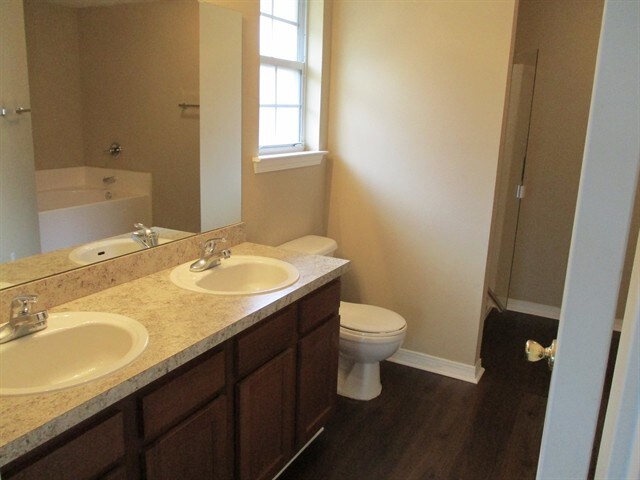 Building Photo - 7319 Bunker Ct