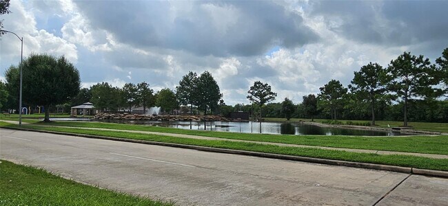 Building Photo - 919 Yorkshire Hollow Ln