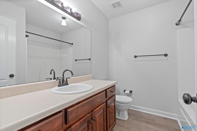 Building Photo - 115 Tahoe Cir