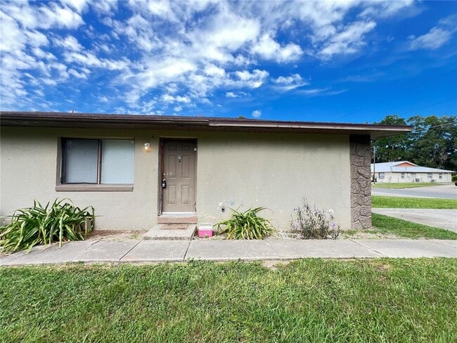 Building Photo - 2000 NW 43rd St