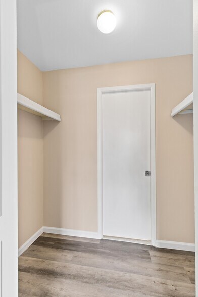 Building Photo - 1545 Cherboneau Pl