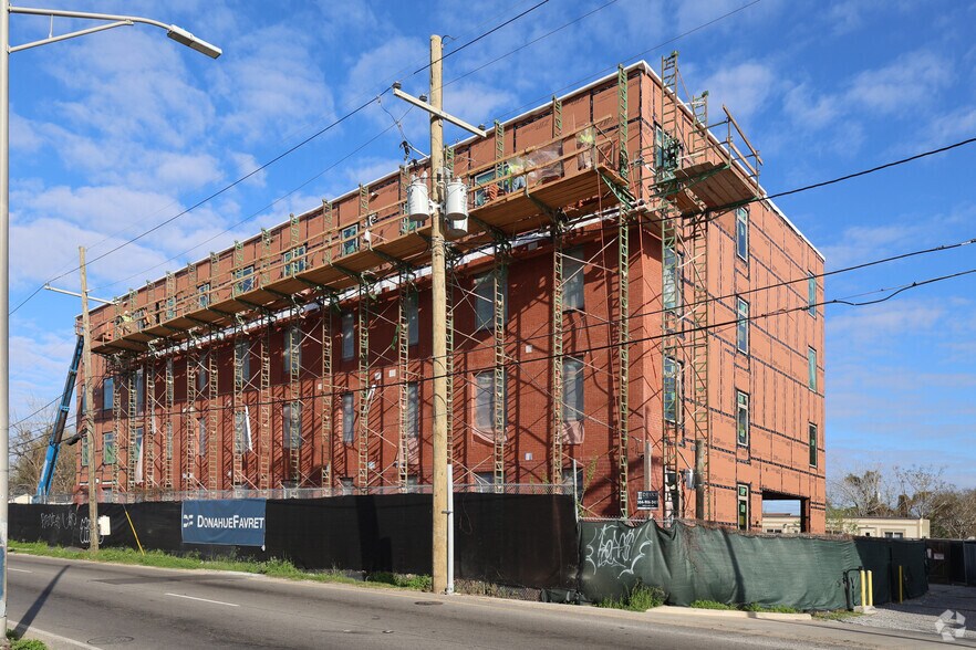Primary Photo - Arts Senior Apartments